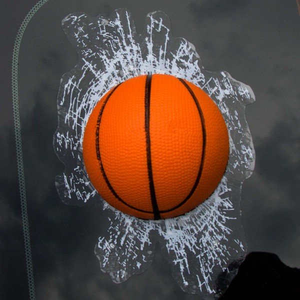 Наклейка на заднее стекло Разбитое стекло «Мяч баскетбольный» 3D (110*160) цвет черный (упак 1шт) SW